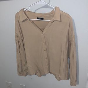 Balloon sleeve button down